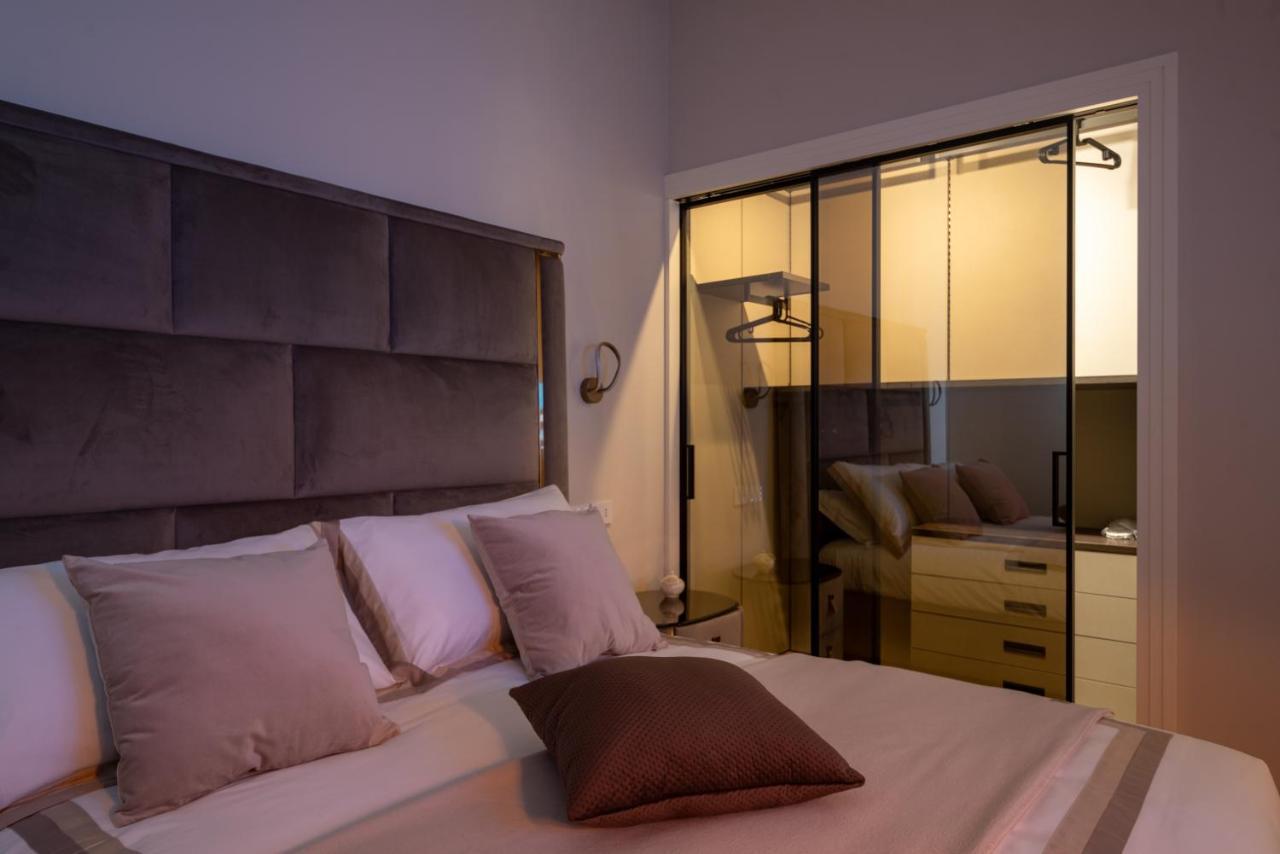Domina-Boutique Apartment Napoli Dış mekan fotoğraf